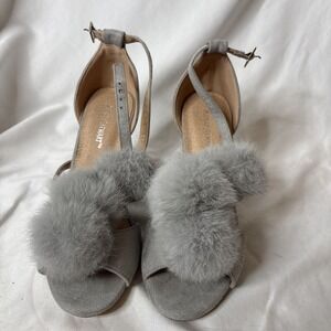 Ashley Stewart Grey Lisa‎ Size 8 Pom Pom High Heels Chunky Furry Shoes